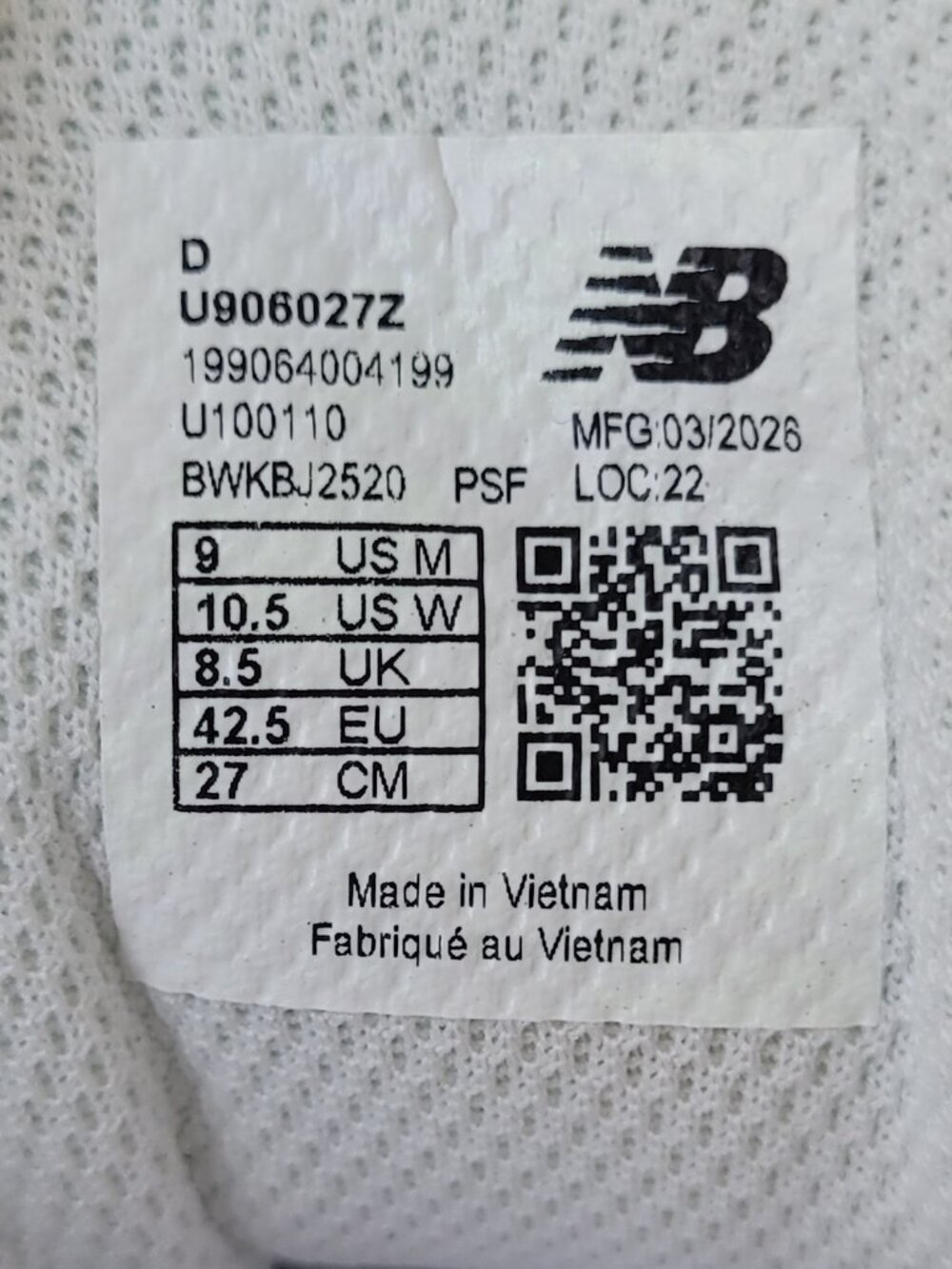 New Balance 9060 Gray White Sneakers Men 9 New No Box - Picture 6 of 6